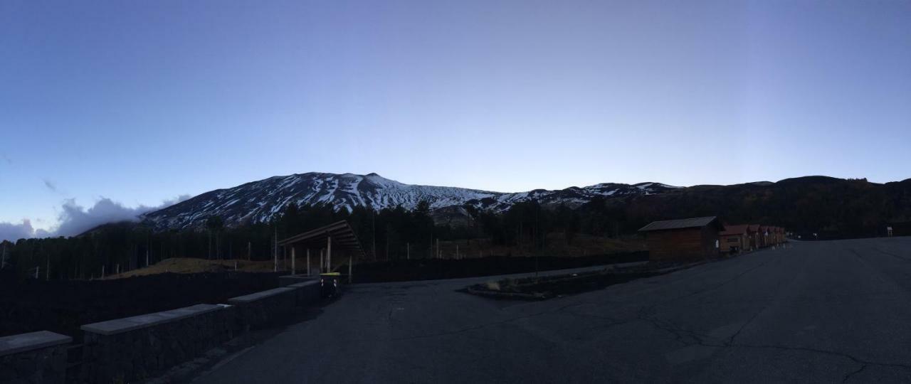 Luna Fondachello  Bagian luar foto